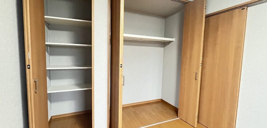 Casa à venda em Nagoya, Nakagawa-ku por ¥96,000/mês