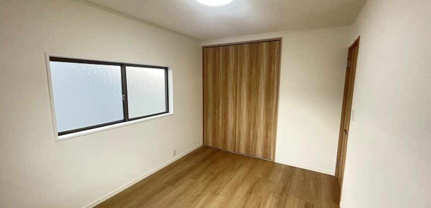 Casa à venda em Nishinomiya-shi, Kita-Rokko-dai por ¥57,000/mês