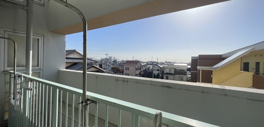 Apartamento à venda em Itami-shi, Teramoto por ¥51,000/mês