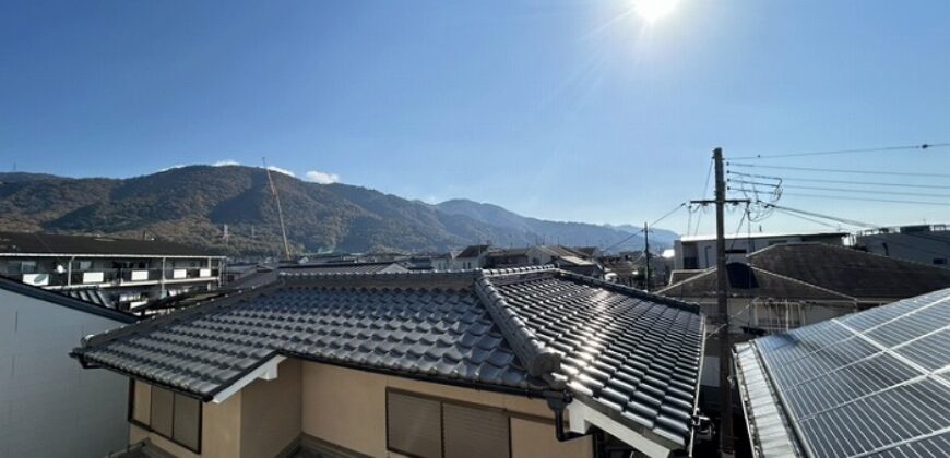 Casa à venda em Kyoto-shi, Yamashina-ku por ¥57,000/mês