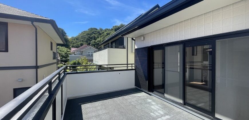 Casa à venda em Kawanishi-shi, Yuyamadai por ¥81,000/mês