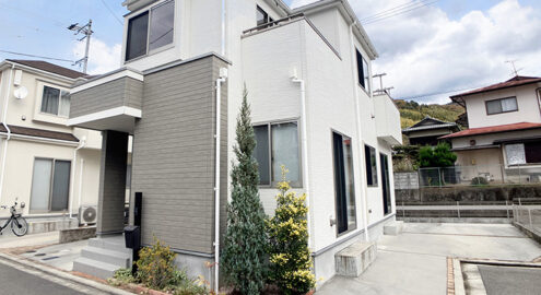 Casa à venda em Matsuyama-shi, Higashino por ¥57,000/mês