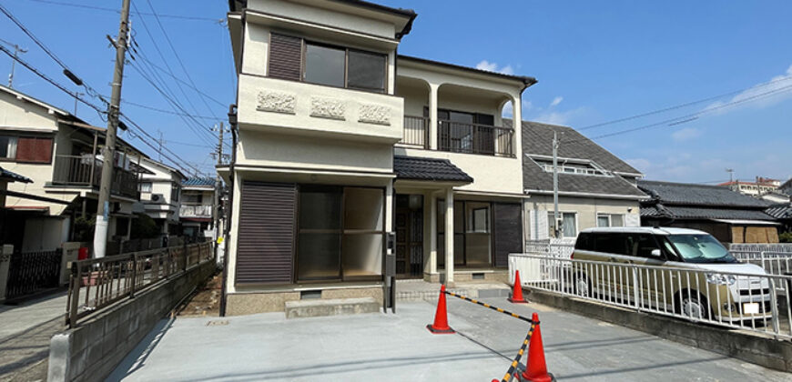 Casa à venda em Kobe-shi, Tarumi-ku por ¥65,000/mês