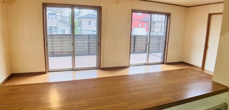 Casa à venda em Miyoshi, Hibari-gaoka por ¥99,000/mês