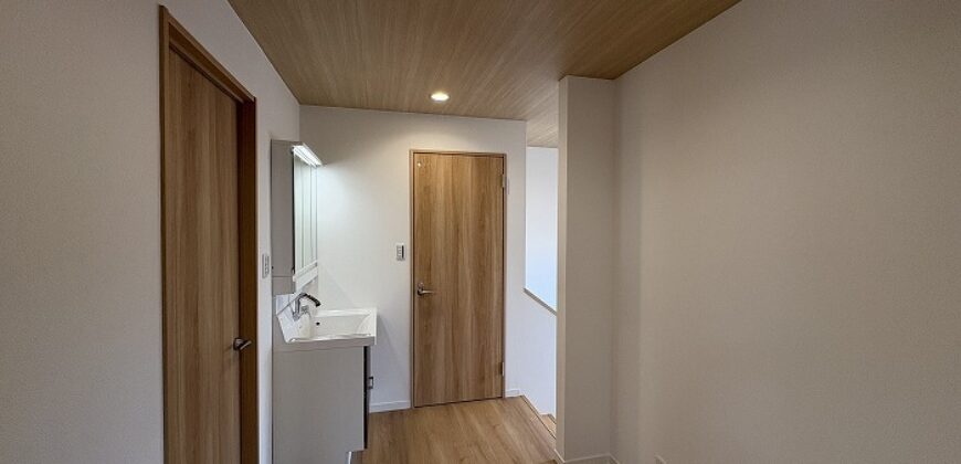 Casa à venda em Kobe-shi, Tarumi-ku por ¥102,000/mês