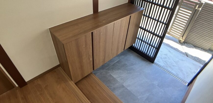 Casa à venda em Matsuyama-shi, Ichitsubo Minami por ¥57,000/mês