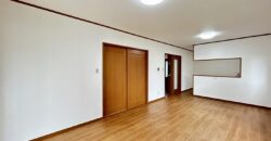 Casa à venda em Yokkaichi-shi Betsuyama por ¥68,000/mês