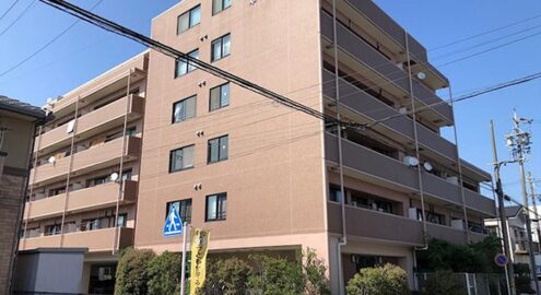 Apartamento à venda em Shizuoka por ¥53,000/mês