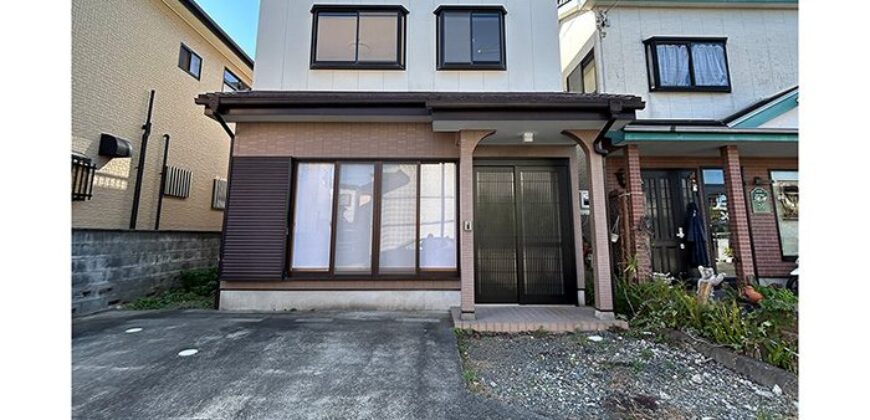 Casa à venda em Shizuoka por ¥51,000/mês