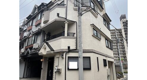 Casa à venda em Osaka, Tsurumi por ¥96,000/mês