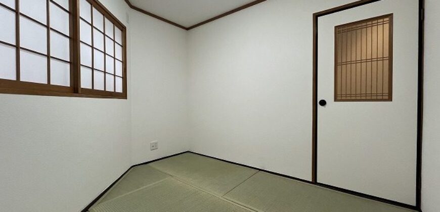 Casa à venda em Osaka, Tsurumi por ¥96,000/mês