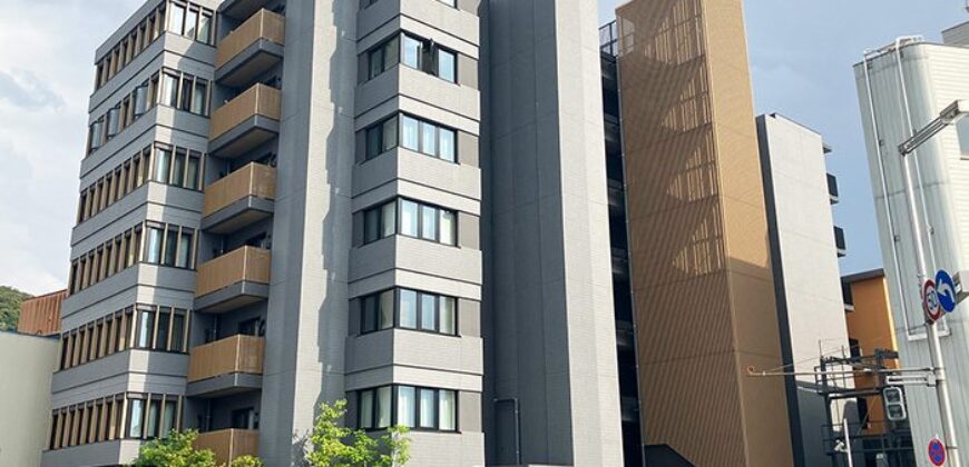 Apartamento à venda em Gifu  por ¥77,000/mês