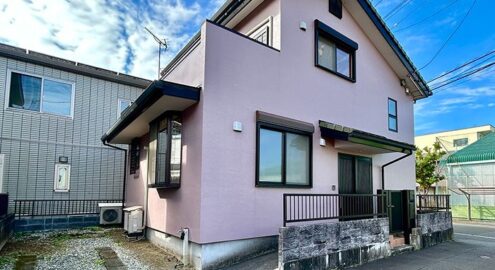 Casa à venda em Shizuoka por ¥80,000/mês