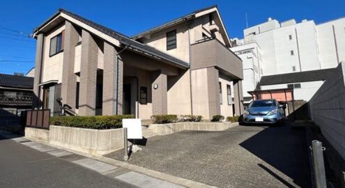 Casa à venda em  Gifu Kagiyanakachō por ¥71,000/mês