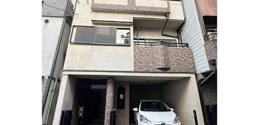 Casa à venda em Osaka, Tsurumi por ¥74,000/mês