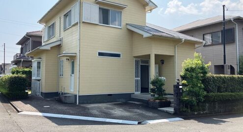 Casa à venda em Tsu Midorigaoka por ¥51,000/mês