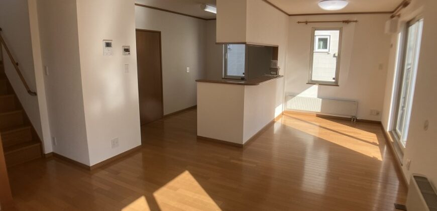 Casa à venda em Sapporo, Kita por ¥68,000/mês