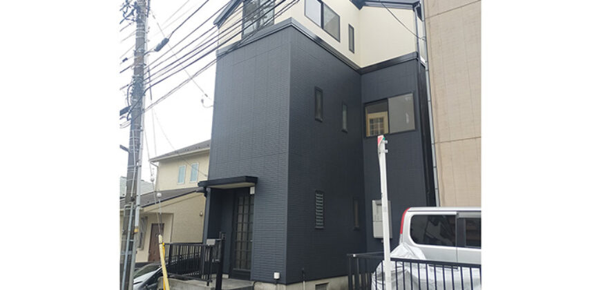 Casa à venda em Yokohama-shi, Minami-ku por ¥63,000/mês