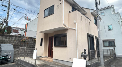 Casa à venda em Yokohama-shi, Totsuka-ku por ¥91,000/mês