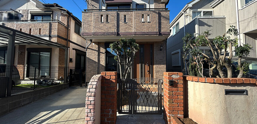 Casa à venda em Yokohama, Totsuka por ¥91,000/mês