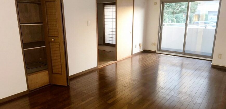 Casa à venda em Meguro, Kamimeguro por ¥68,000/mês