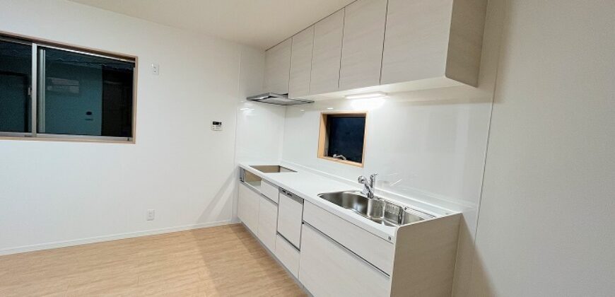 Casa à venda em Itabashi, Komone por ¥96,000/mês