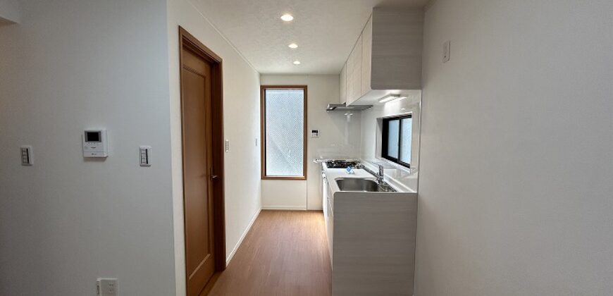 Casa à venda em Yokohama, Totsuka por ¥74,000/mês