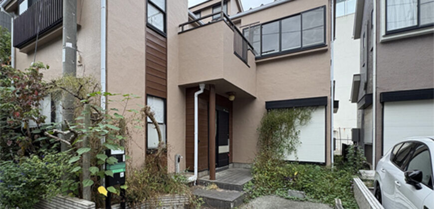 Casa à venda em Koshigaya-shi, Omazano-cho por ¥71,000/mês