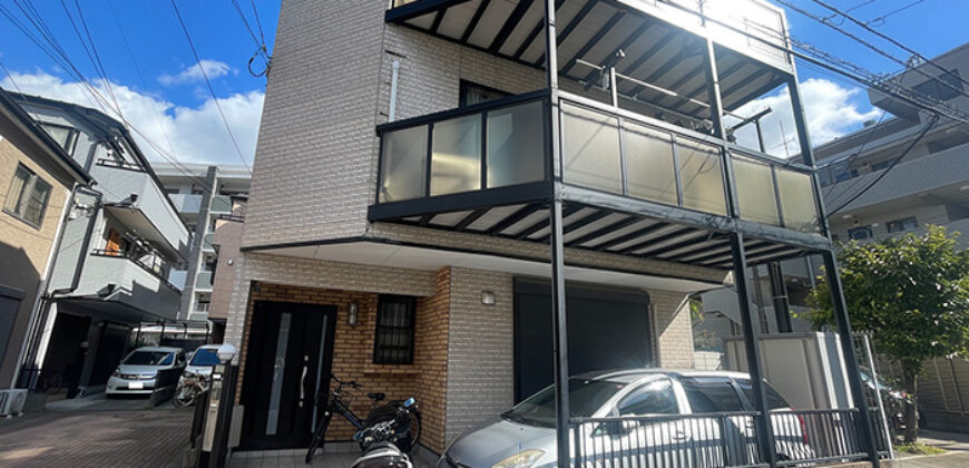 Casa à venda em Setagaya, Okusawa por ¥133,000/mês