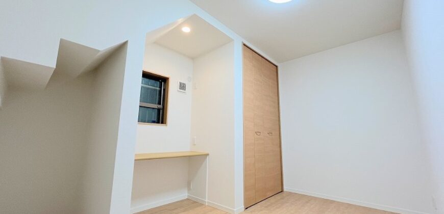 Casa à venda em Itabashi, Komone por ¥96,000/mês