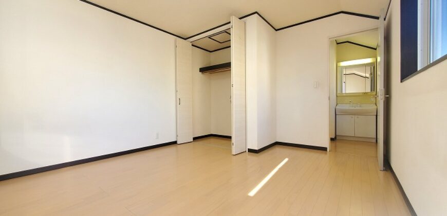 Casa à venda em Funabashi-shi, Oana por ¥53,000/mês