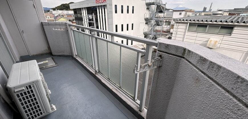 Apartamento à venda em Suruga, Satsuki-cho por ¥43,000/mês