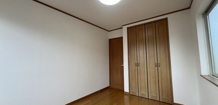 Casa à venda em Chiba-shi, Hanamigawa-ku por ¥63,000/mês