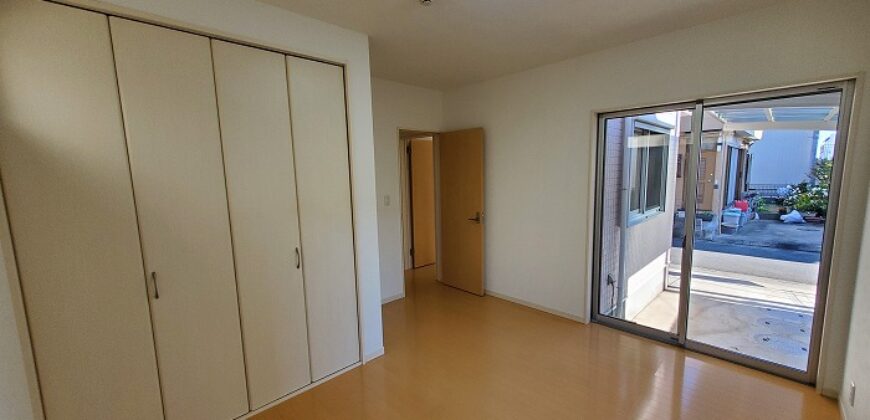 Casa à venda em Koshigaya-shi, Nanazawa-cho por ¥68,000/mês