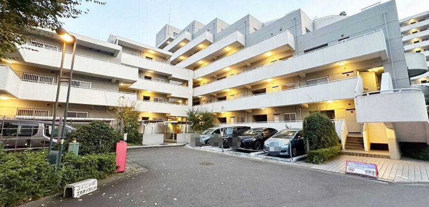 Casa à venda em Meguro, Kamimeguro por ¥68,000/mês