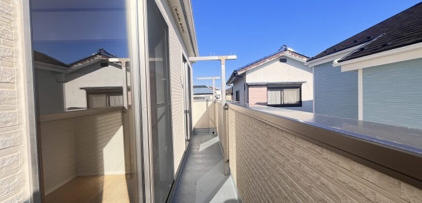 Casa à venda em Kōza-gun, Samukawa-machi por ¥77,000/mês