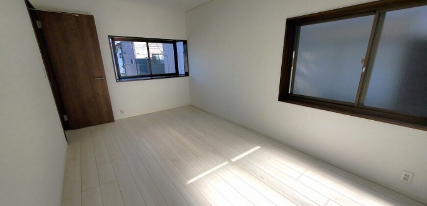 Casa à venda em Koshigaya-shi, Nanazawa-cho por ¥71,000/mês