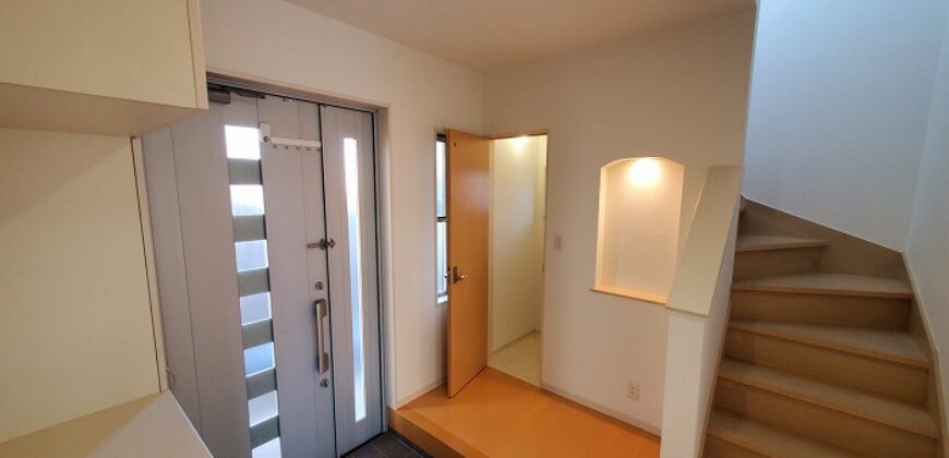 Casa à venda em Koshigaya-shi, Nanazawa-cho por ¥68,000/mês