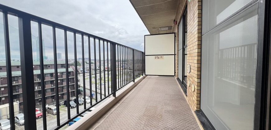 Apartamento à venda em Funabashi-shi por ¥53,000/mês