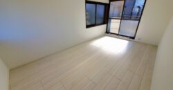 Casa à venda em Koshigaya-shi, Nanazawa-cho por ¥71,000/mês