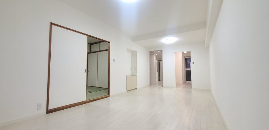 Apartamento à venda em Funabashi-shi por ¥65,000/mês