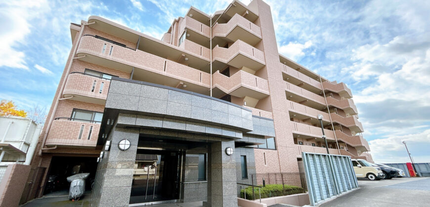 Apartamento à venda em Toyota por ¥57,000/mês