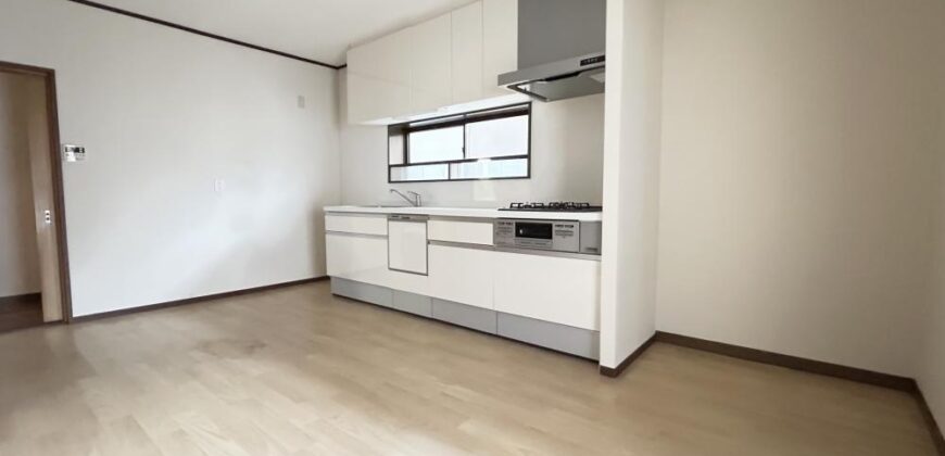 Casa à venda em Okazaki, Kamoda por ¥74,000/mês