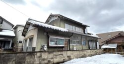 Casa à venda em Misaki por ¥23,000/mês