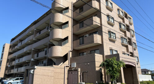 Apartamento à venda em Toyohashi, Kusamacho por ¥43,000/mês