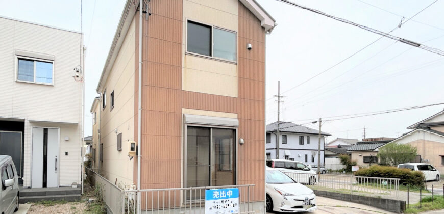 Casa à venda em Nagoya, Kita por ¥70,000/mês