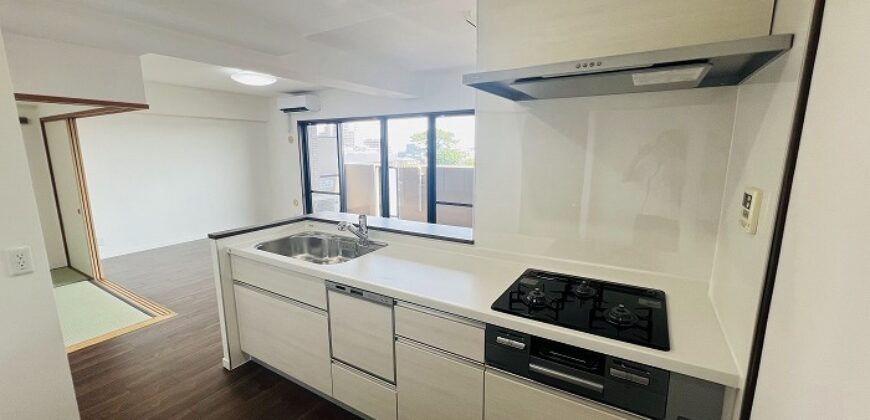 Apartamento à venda em Anjo por ¥71,000/mês