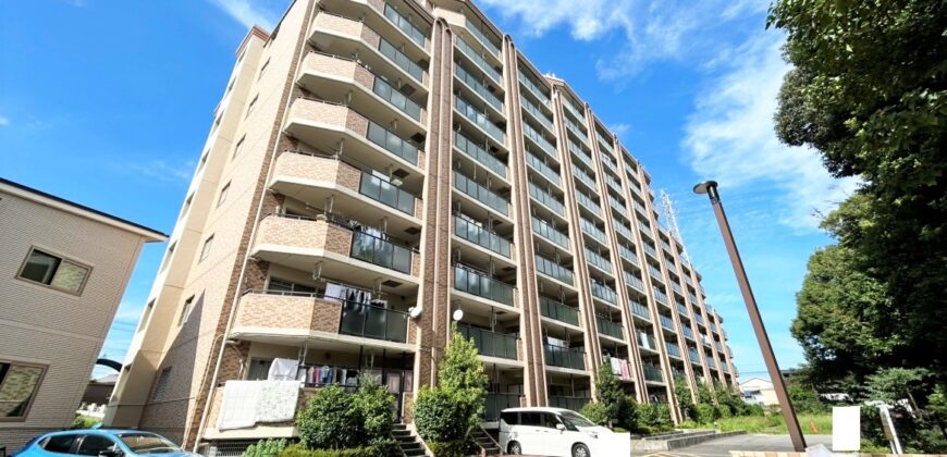 Apartamento à venda em Okazaki por ¥64,000/mês