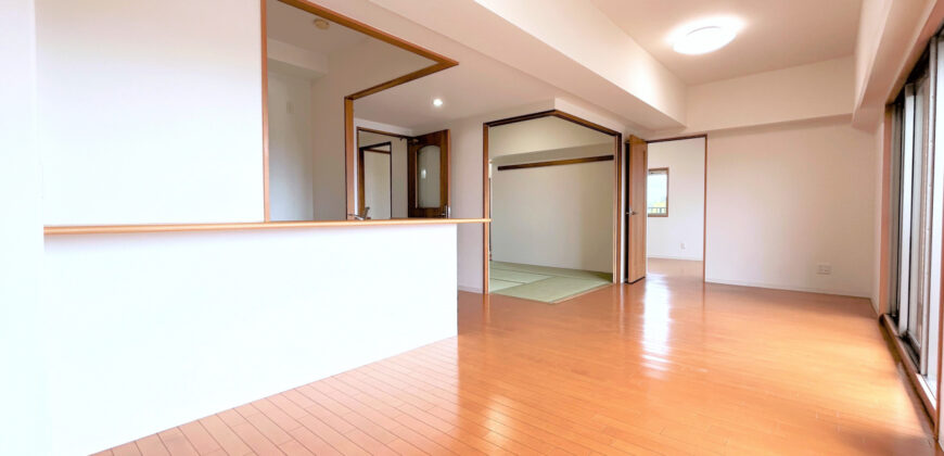 Apartamento à venda em Handa por ¥61,000/mês