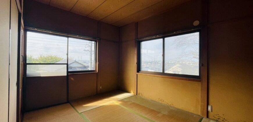 Casa à venda em Toyota, Akibacho por ¥67,000/mês